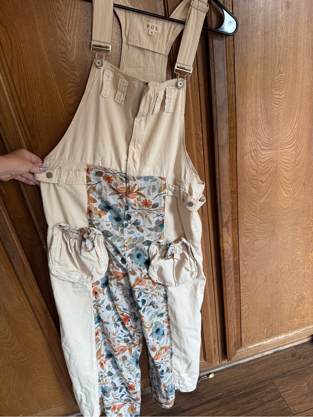 POL Cream Overalls with Floral Panel Jumpsuit - Picture 2 of 7